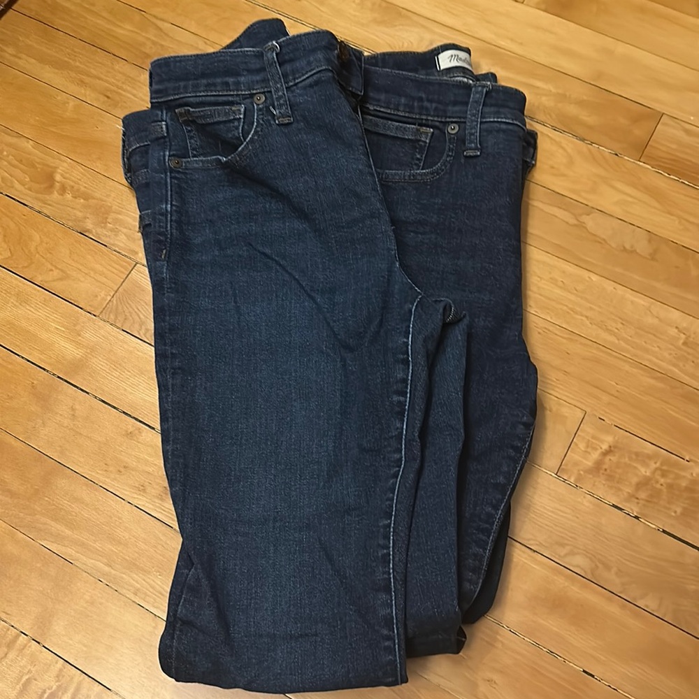 Madewell 9 inch mid rise skinny jeans 2 pairs! Great condition
